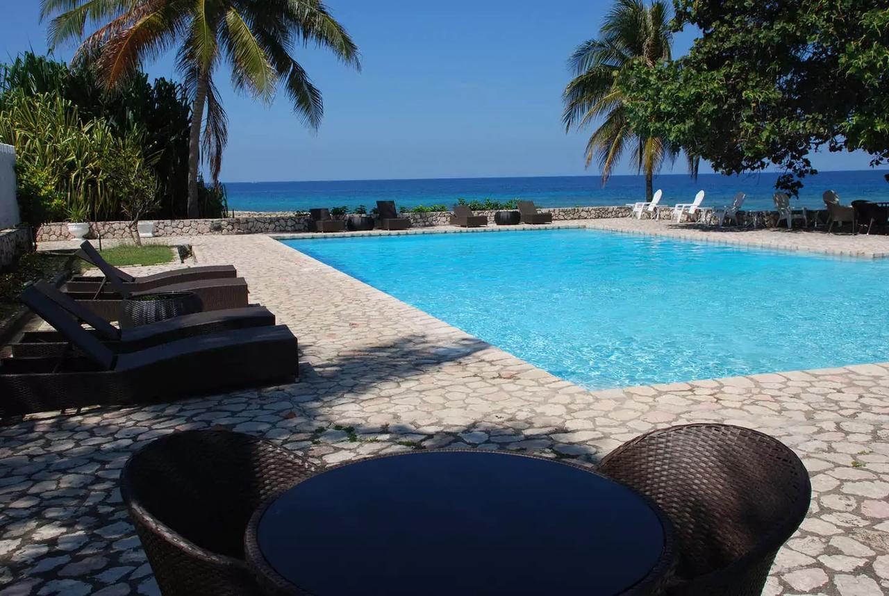 Luxury 2Br Home Facing Beach W/Pool Montego Bay #3 Exteriör bild